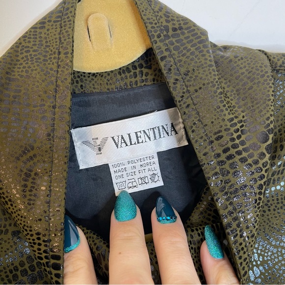 VALENTINA Green and Black Shiny Snakeskin Print Polyester Zip Front Jacket O/S - Picture 3 of 6